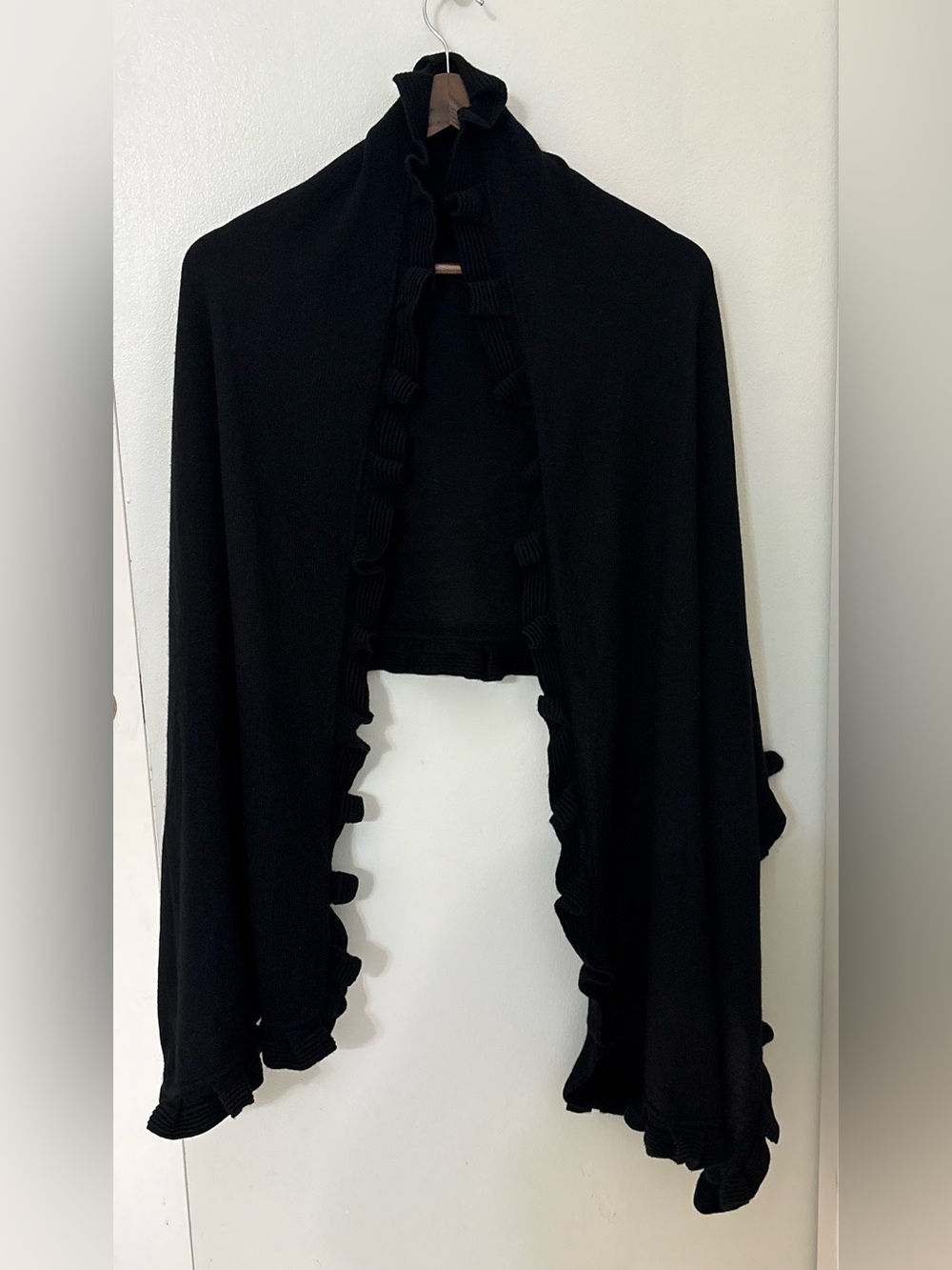 Heidi Weisel Cashmere & Silk Women’s Black Open-Front Ruffle-Edge Shrug/ Shawl
